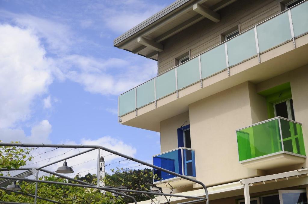 Energy Hotel カルチェラーニカ・アル・ラーゴ エクステリア 写真