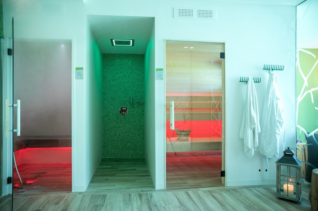 Energy Hotel カルチェラーニカ・アル・ラーゴ エクステリア 写真