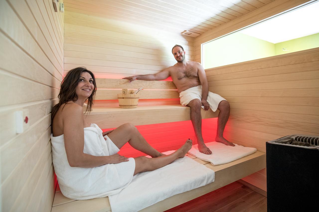 Energy Hotel カルチェラーニカ・アル・ラーゴ エクステリア 写真