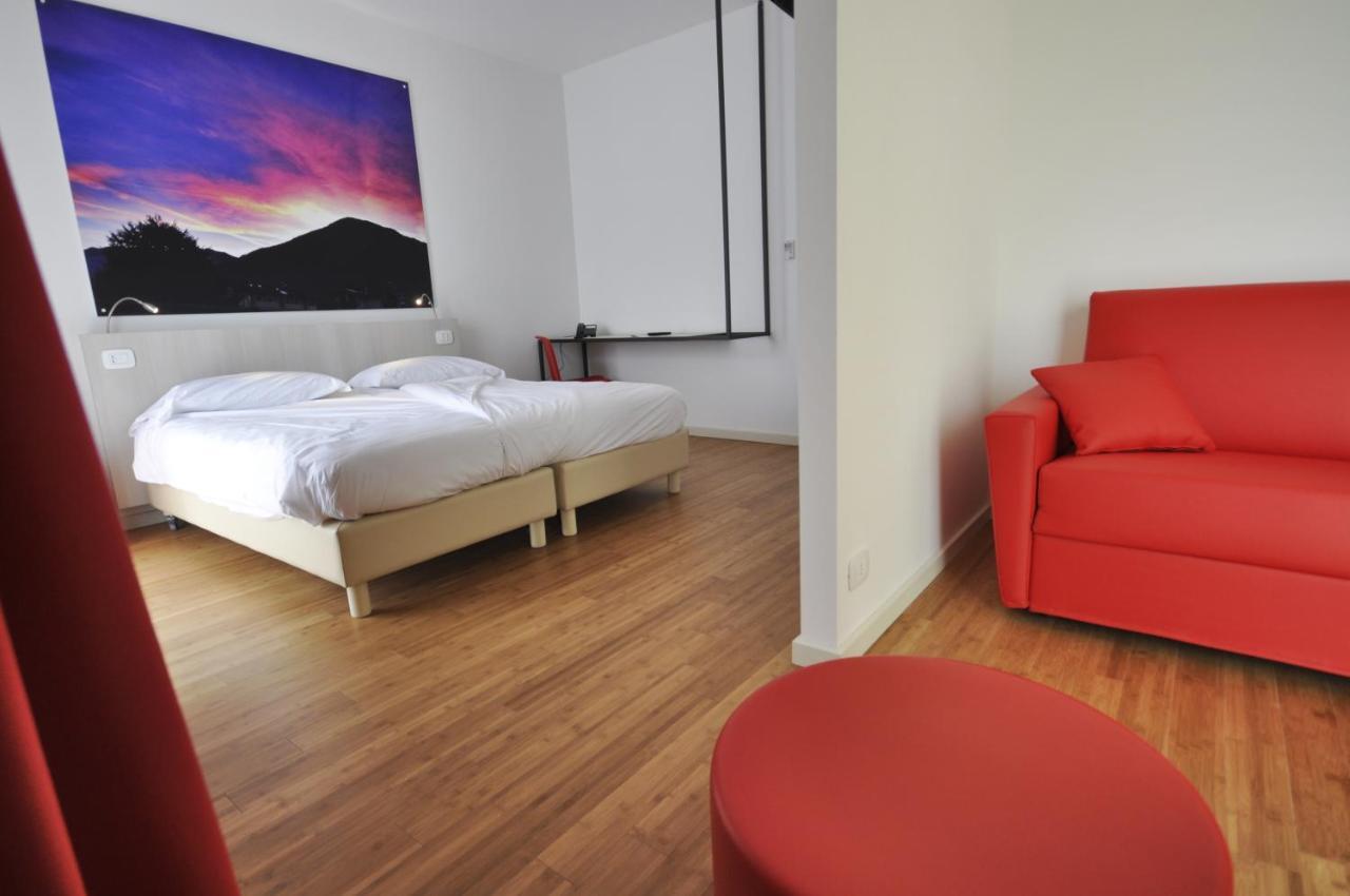 Energy Hotel カルチェラーニカ・アル・ラーゴ エクステリア 写真